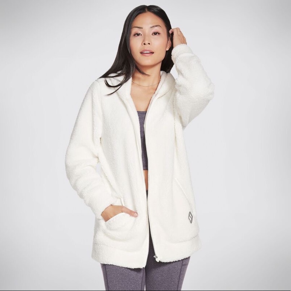 Sketchers Go Lounge Blissful Zip hoodie. Size Medium